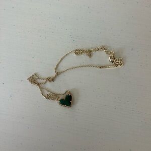 green kendra scott heart necklace